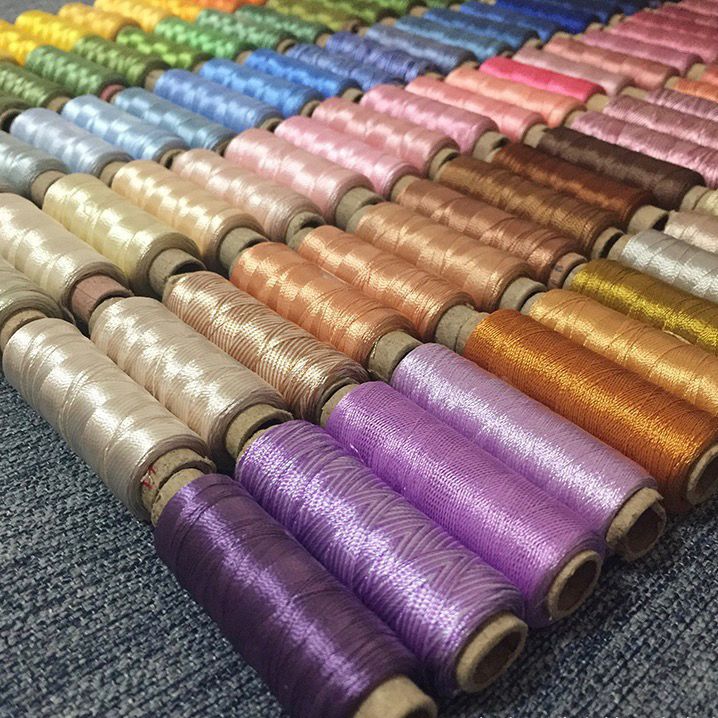 手工刺绣专用线棉花五官表情刺绣线丝光线人造丝绣花冰丝线120D/2