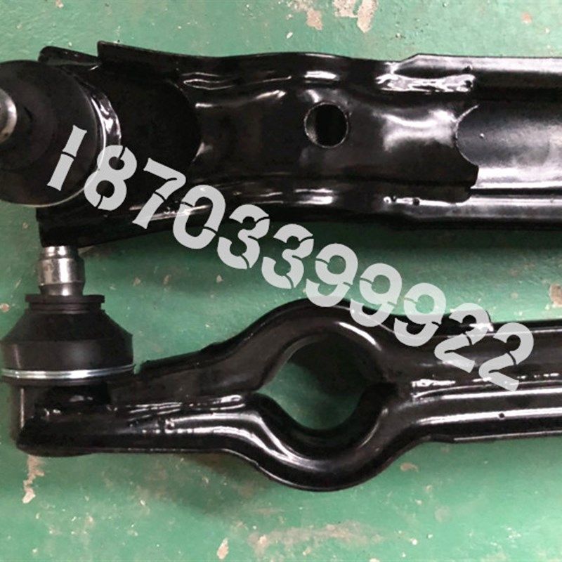 适配雷军L3L6瑞易V8R3S江铃e100电动四轮车汽车前支臂下支臂前摆