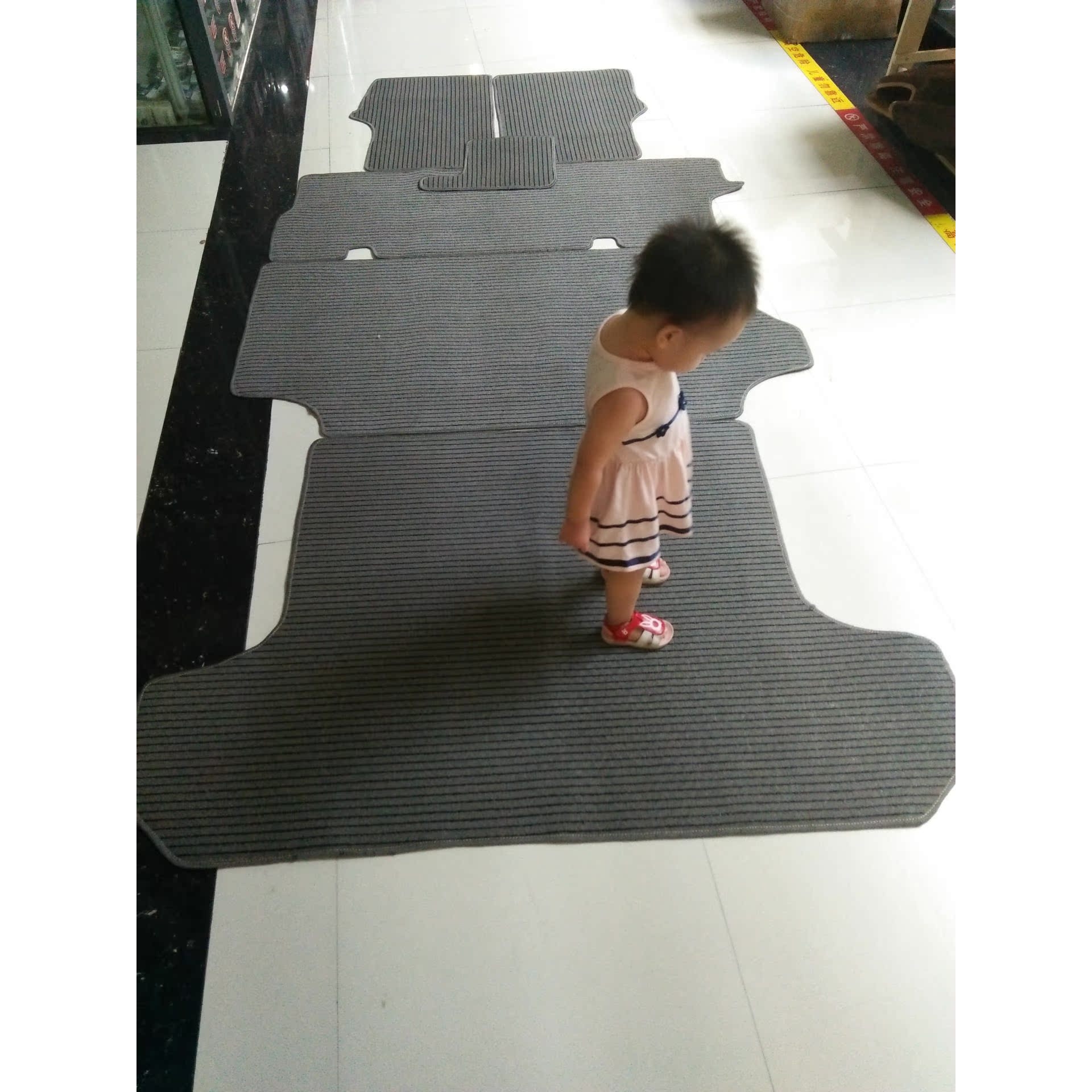 东风风行菱智9座7座商务车专车专用亚麻汽车脚垫整车铺好，可做