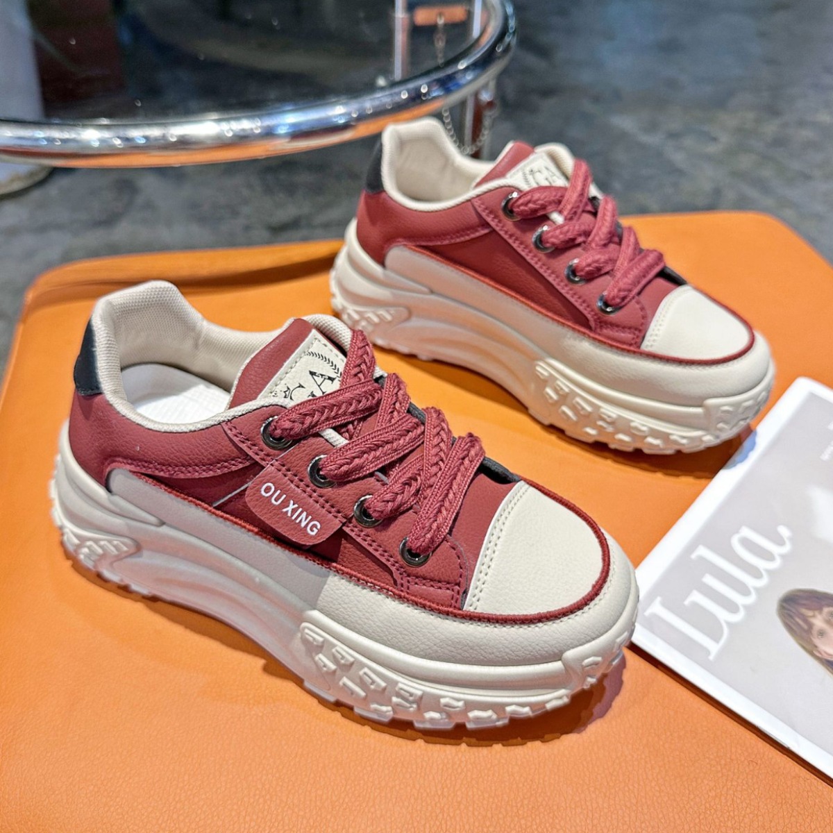 厚底小白鞋女鞋2025新款秋季百搭内增高鞋子休闲松糕板鞋HY906