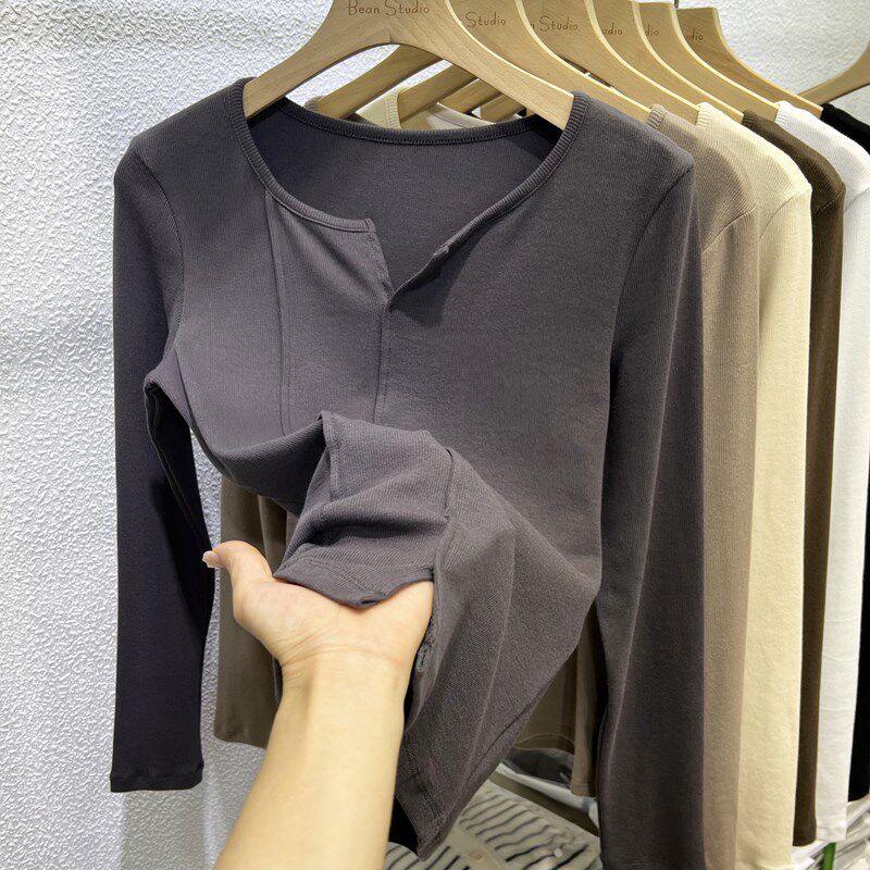 2024秋冬新款设计感拼接小V领内搭长袖T恤女修身显瘦打底衫上衣潮