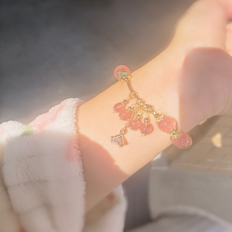 遇见小莓好天然草莓水晶手链女小众设计小清新手串学生手饰