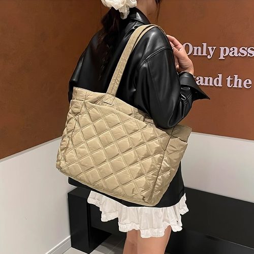 菱格绣线单肩包女尼龙布包托特包