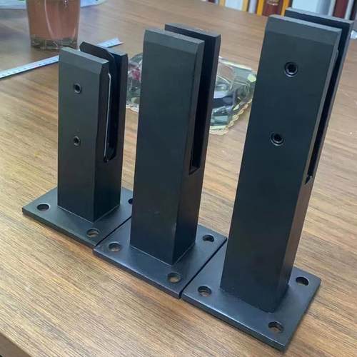 实心重型玻璃夹免打孔夹玻璃楼梯配件立柱栏杆现代简约地脚固定夹