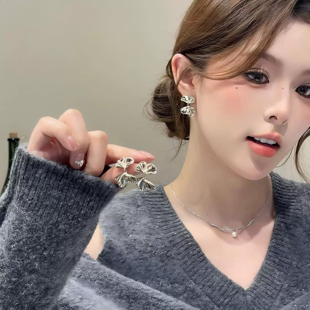 褶皱肌理蝴蝶结s925银针耳饰气质甜美温柔高级感轻奢独特耳环,饰品/流行首饰/时尚饰品新,银饰耳饰,淘宝优惠券,粉丝福利购,淘宝优惠卷