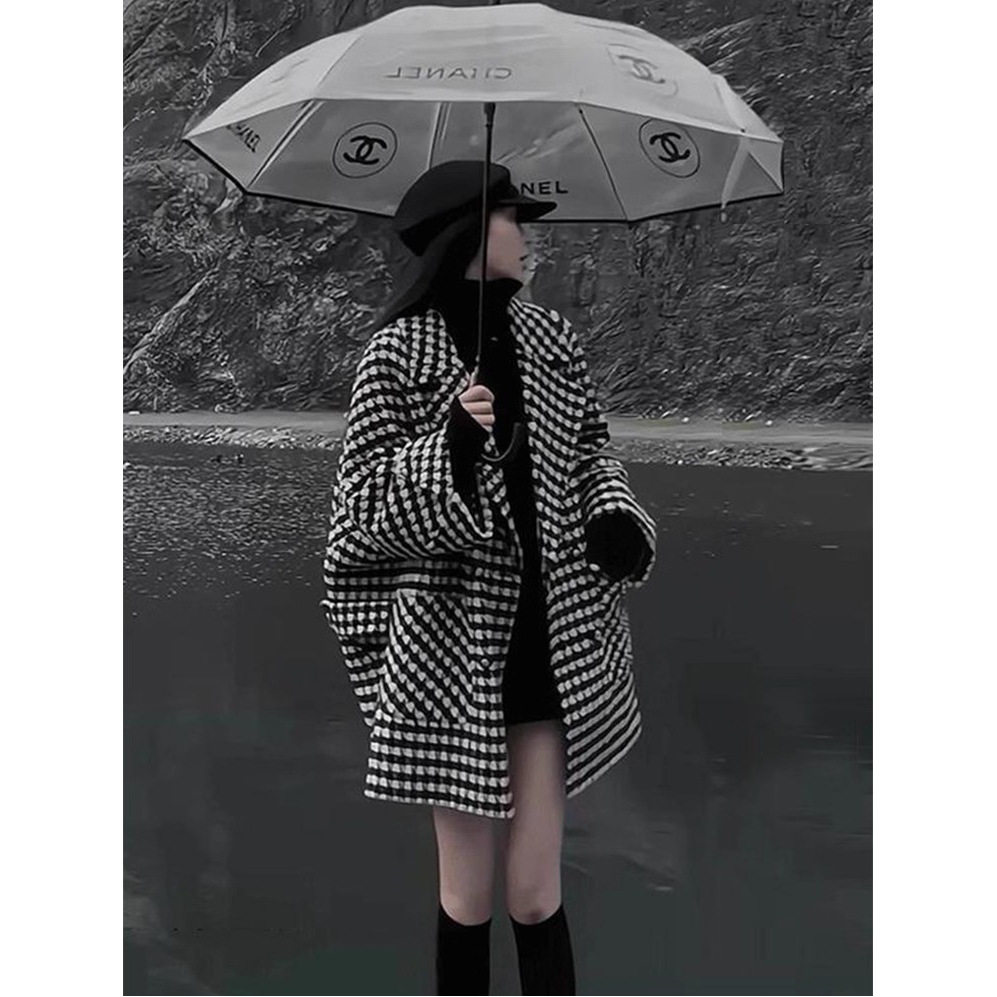 今年流行小香风毛呢外套女秋冬季2025新款千鸟格复古时尚