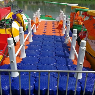 水上浮筒浮动码头、水上网箱养殖浮筒防风浪浮筒、塑料浮筒