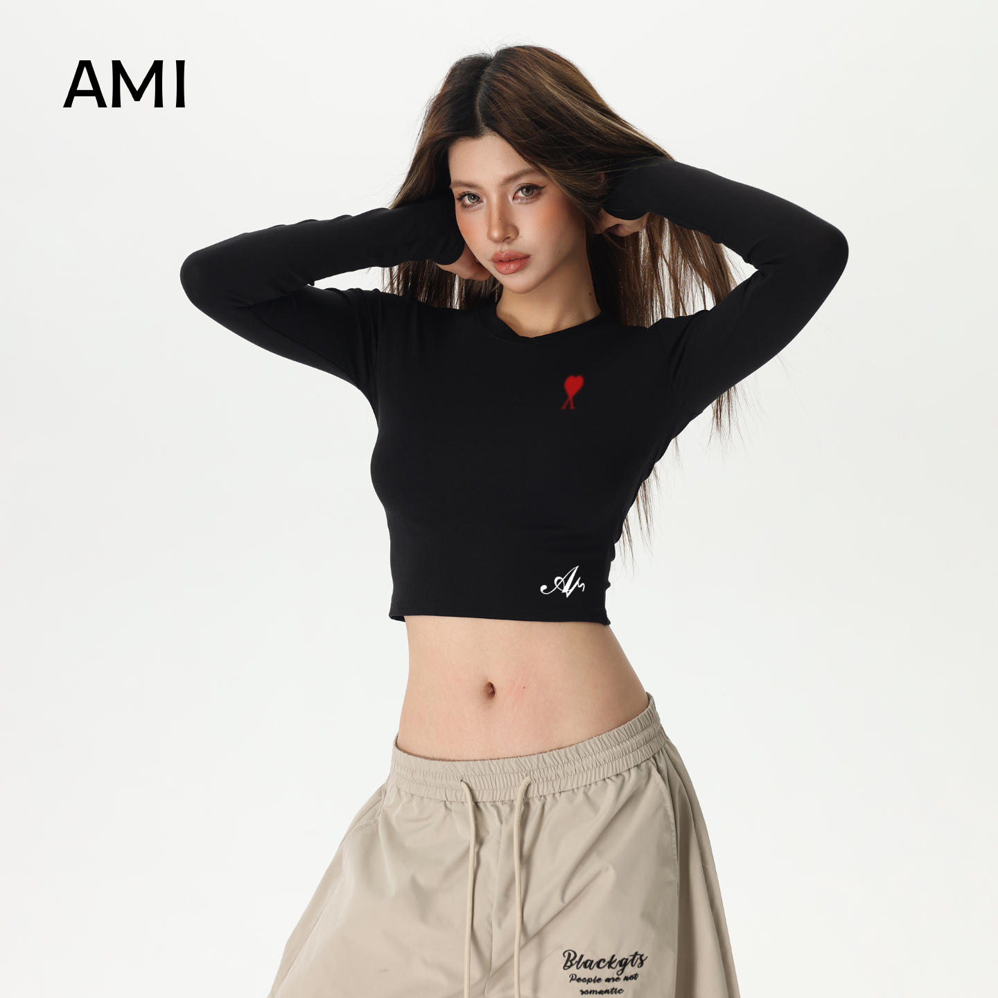 AMI美式辣妹修身显瘦黑色长袖t恤女春秋新款内搭露脐短款打底上衣
