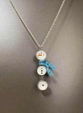 卡通雪人扣子毛衣链女吊坠接头高级感轻奢配饰M项链2024新款锁骨