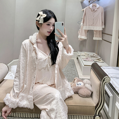 海岛绒睡衣女秋冬季2025新款三件