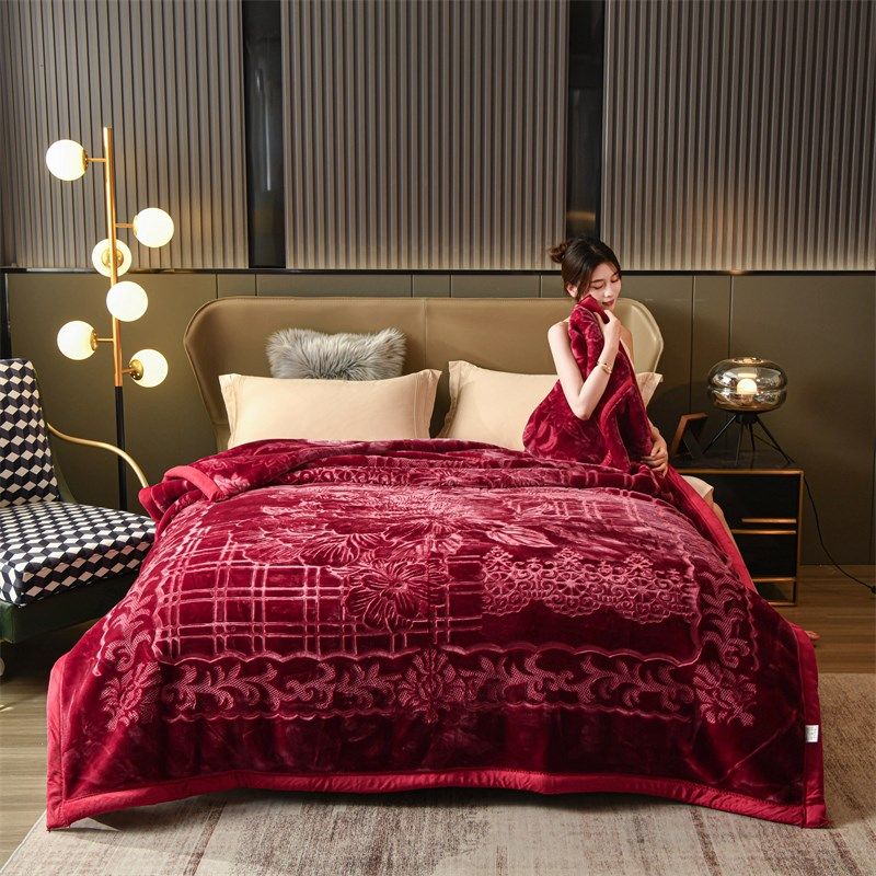 冬季双层加厚云毯双人盖毯陪嫁喜庆大红色结婚毛毯新婚铺床绒毯子