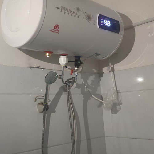 家用电热水器电储水式速热圆桶扁桶出租房洗澡40L50L60L100升热水