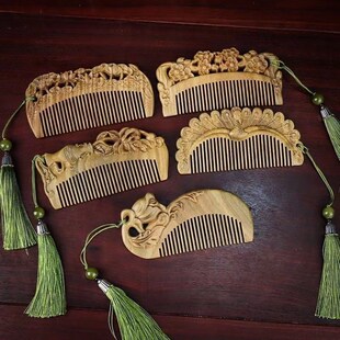 绿檀木雕刻木梳 复古雕花木梳细齿N整木手工檀香木梳