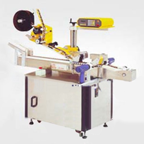 平南铅笔盒自动贴标机顺德平面贴纸机械厂小圆瓶正面自动标签机