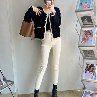 2024年秋冬季新款小脚加绒加厚牛仔裤女白色修身显瘦铅笔裤靴裤子