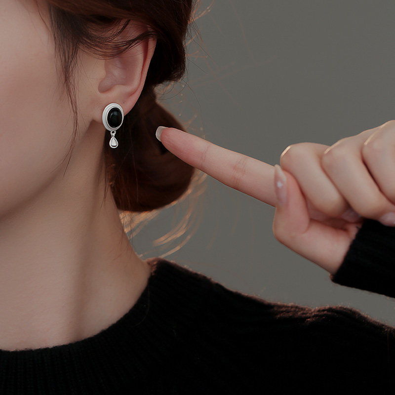 复古水滴轻奢耳环2023新款爆款秋冬高级感气质耳坠气质小众耳饰女,饰品/流行首饰/时尚饰品新,银饰耳饰,淘宝优惠券,粉丝福利购,淘宝优惠卷