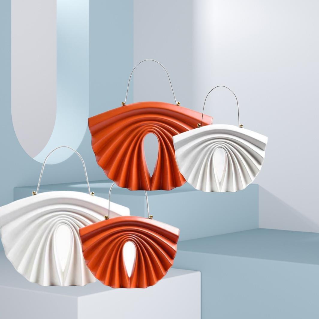 现代简约创意红白色扇形摆件树脂材质样板间桌面玄关软装饰品工艺