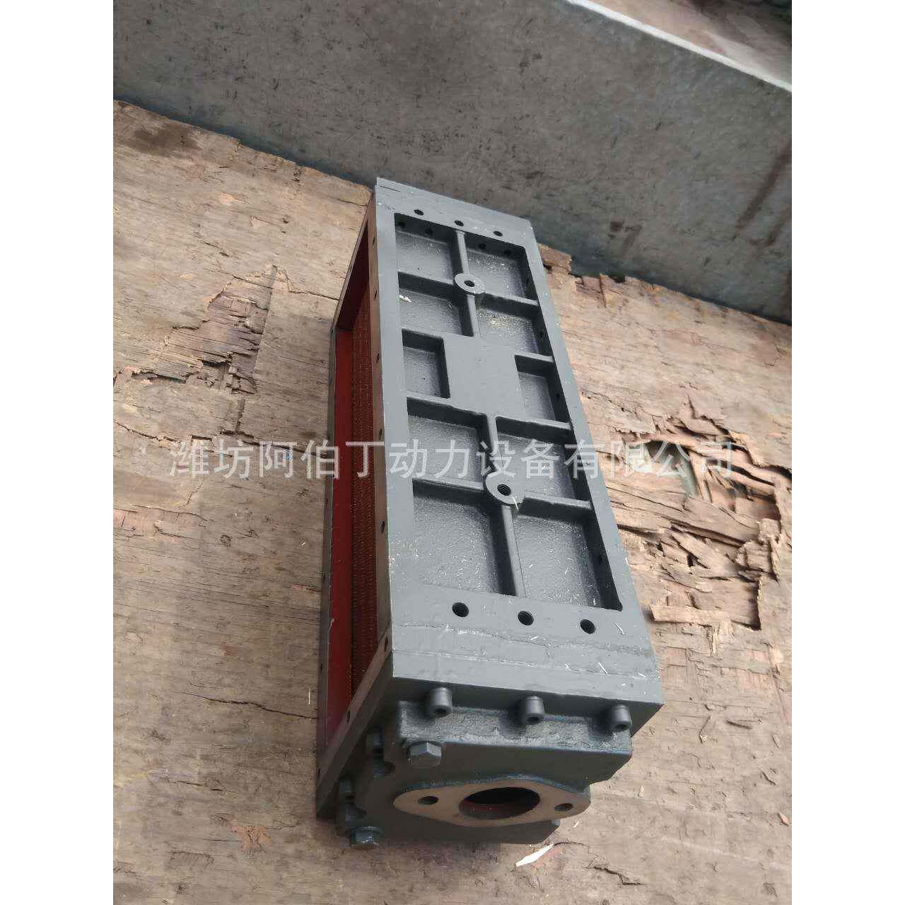 潍坊柴油发动机配件杭发重汽斯太尔船机6126/WD615/WD618中冷器