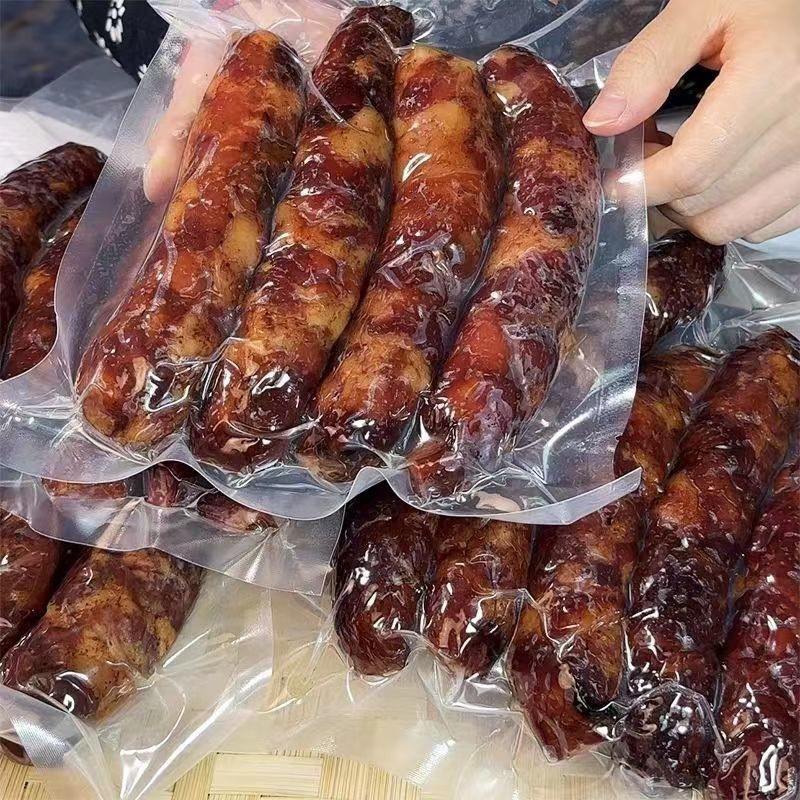麻辣香肠五香腊肠川味一整箱特辣家常菜加热食用贵州香肠重庆腊肉