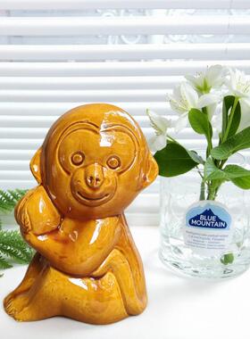 小猴子可爱的黄红陶瓷猴生肖饰品家陶土猴生肖猴
