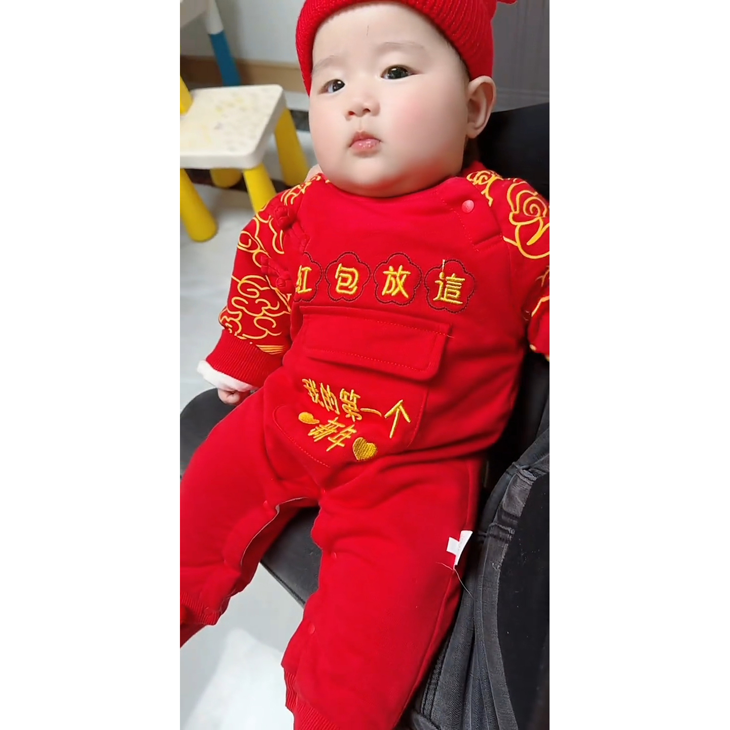 婴儿拜年服新年搞怪连体衣满月服喜庆红色中国风冬装祥云加绒爬服