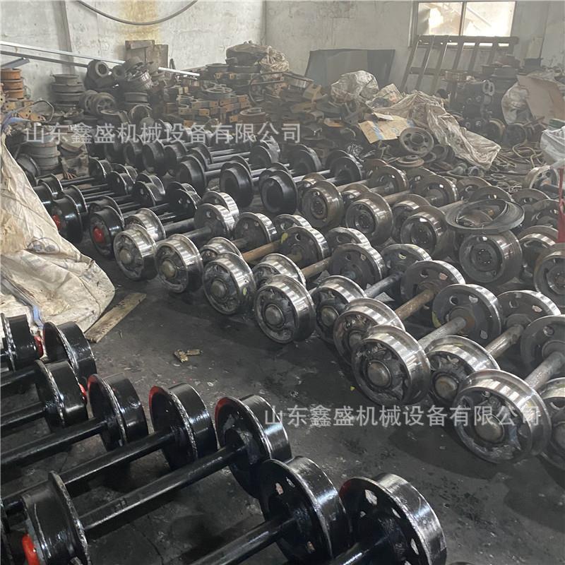 空心实心矿车轨道轮窑车用防尘闭式矿车轮平板翻斗式轨道轮厂家