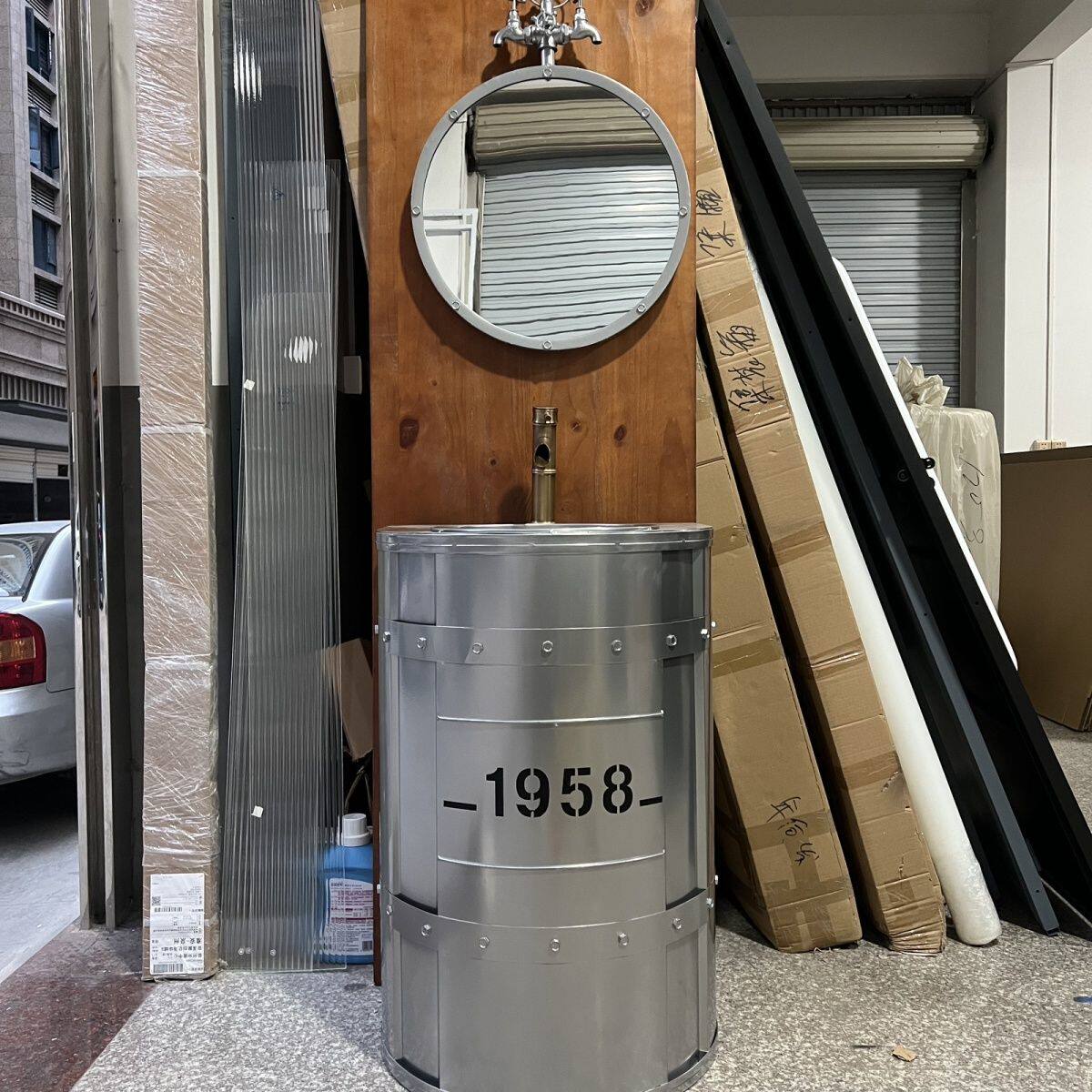 酒吧卫生间工业风商用复古立柱盆台个性创意彩色油桶落地洗手池