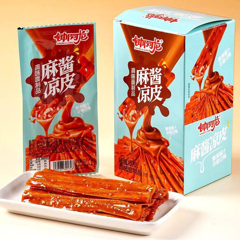 麻酱凉皮钟阿龙麻酱凉皮32g/包牛筋辣条辣片面筋网红麻辣怀旧