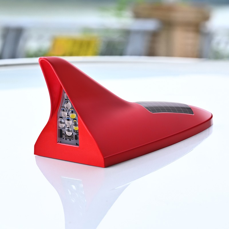 汽车太阳能天线鱼鳍灯通用车顶防追尾改装警示灯鲨鱼鳍爆闪灯装饰