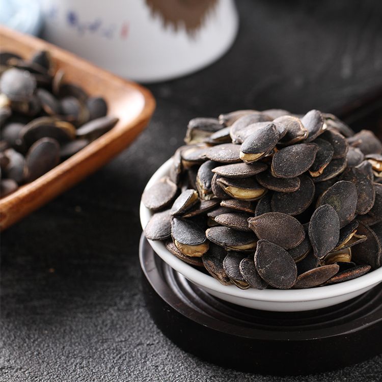 飞宏开口黑金刚南瓜子厂家直销新货炒货特产网红办公室休闲零食
