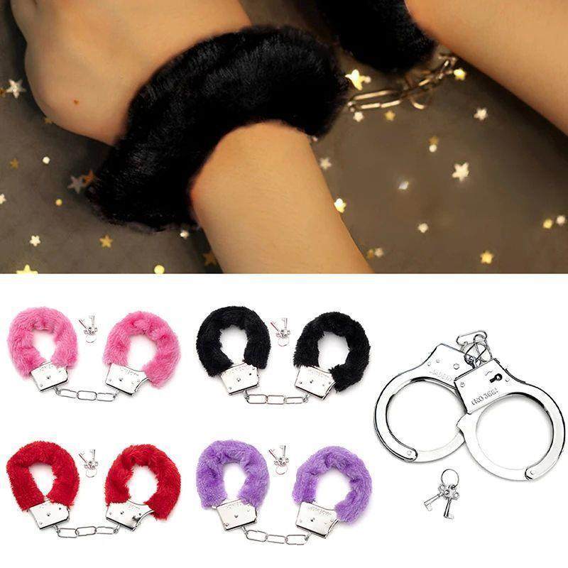 Plush Handcuffs With Key Wrist Brace Anklet Bracelet Adult - 实物图