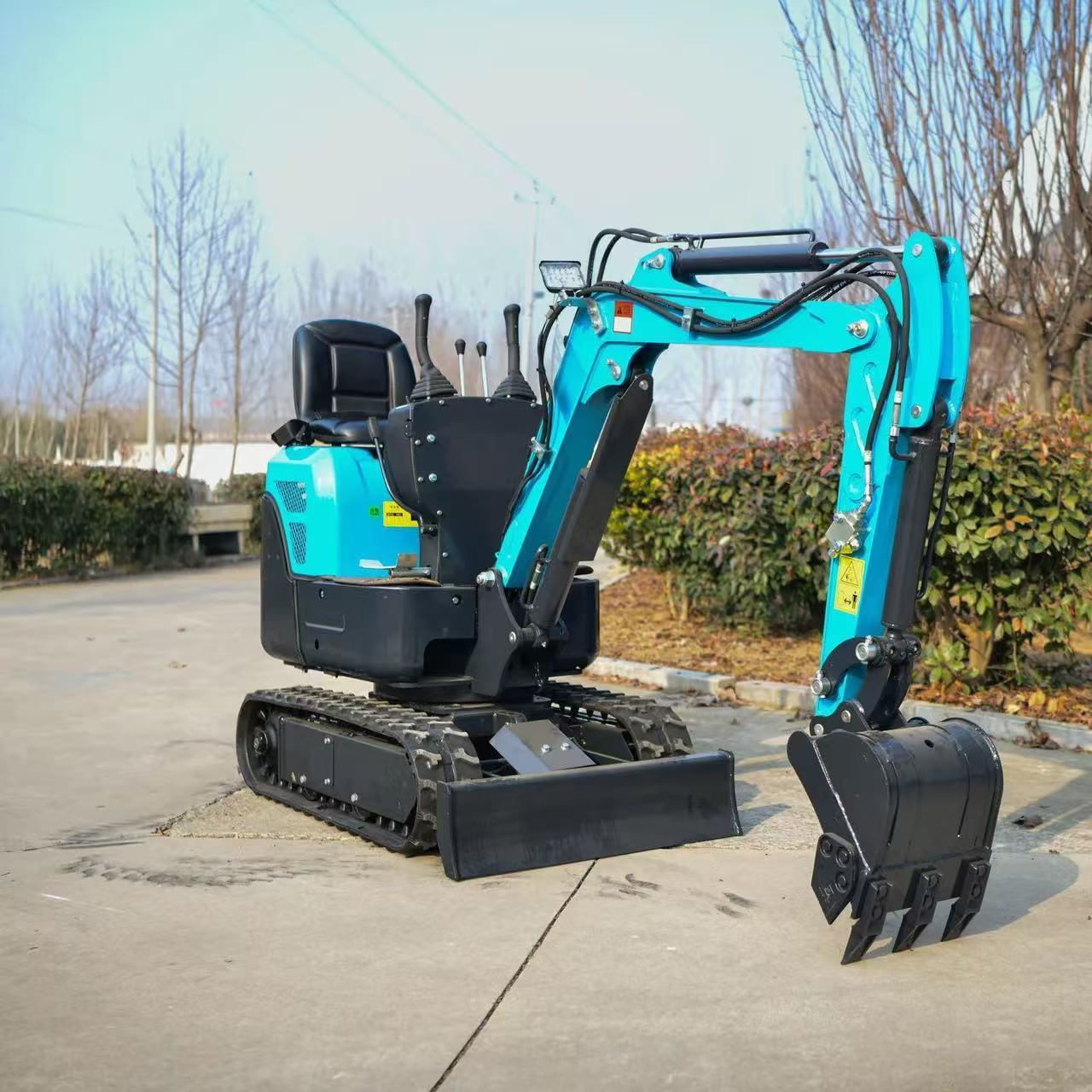 果园家用挖土机农用小型挖掘机12型20型市政工程园林绿化微挖16型