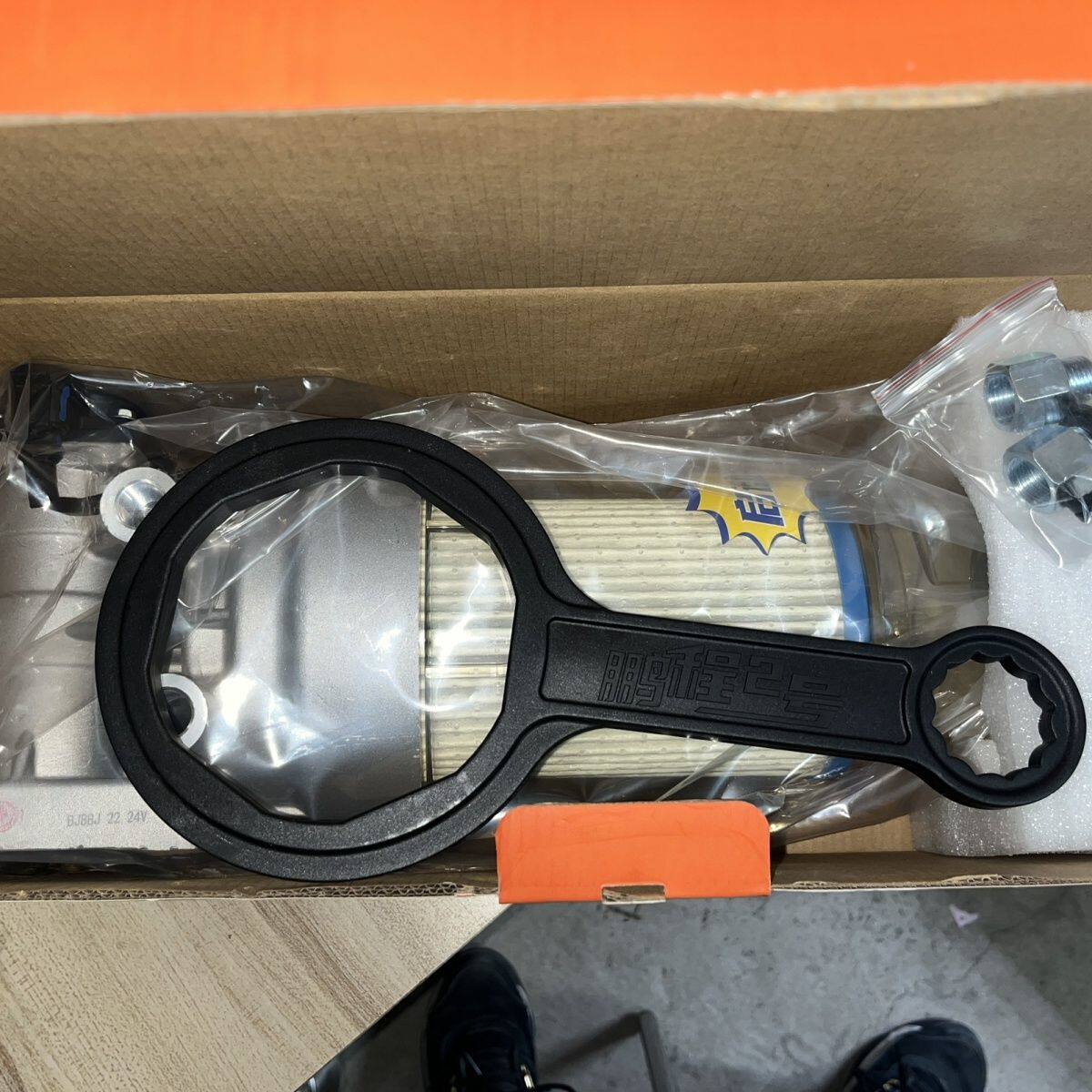 重卡加装柴油水分离器总成翼龙系列电动泵油加热无刷电动泵柴滤炮