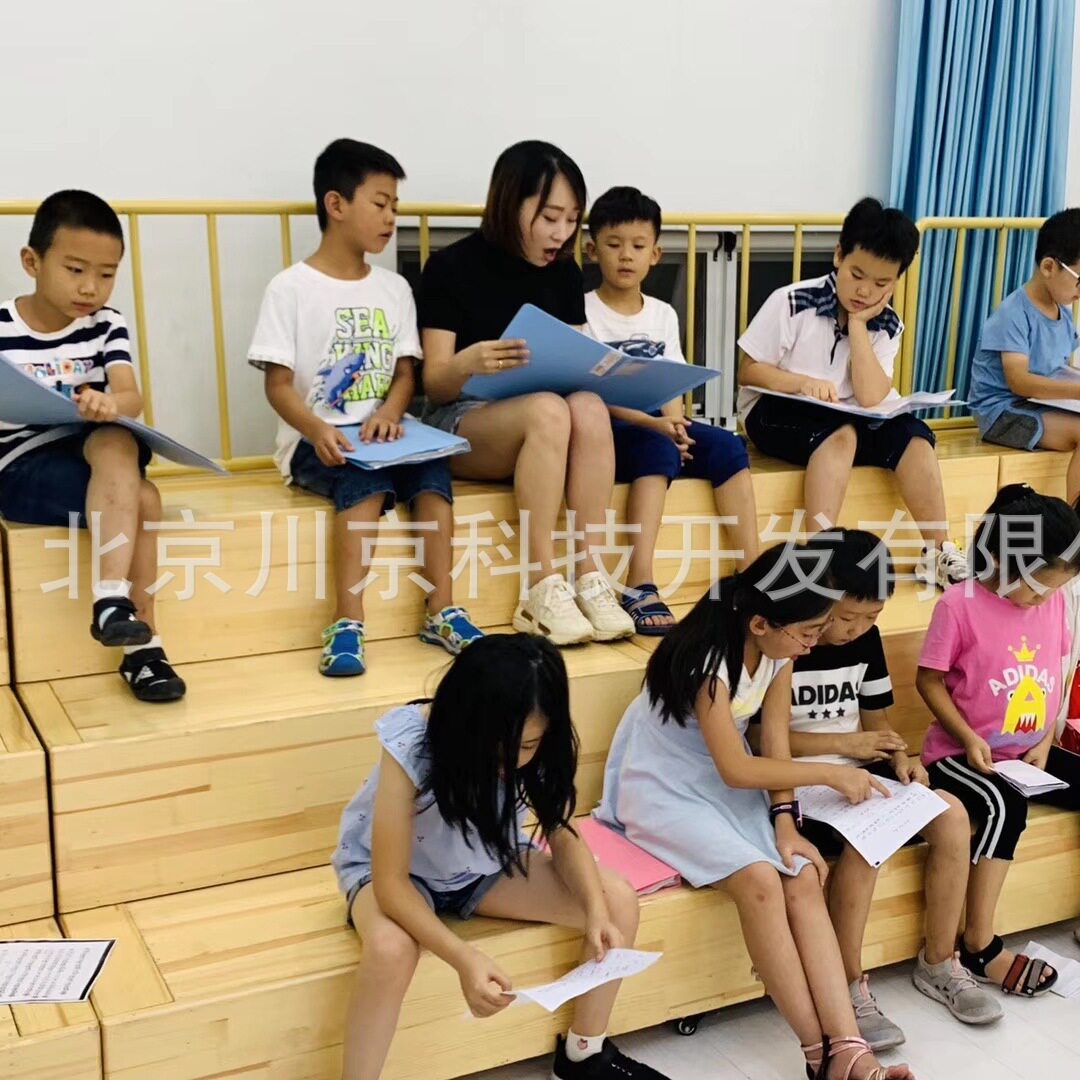 学校用木质伸缩合唱台三层抽拉少儿演出台阶幼儿园站校园台合唱梯