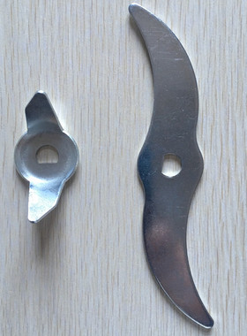 厂家直销神炼昶宇粉碎机奥力邦百炼珈宇打粉机刀头竑力磨粉机刀片