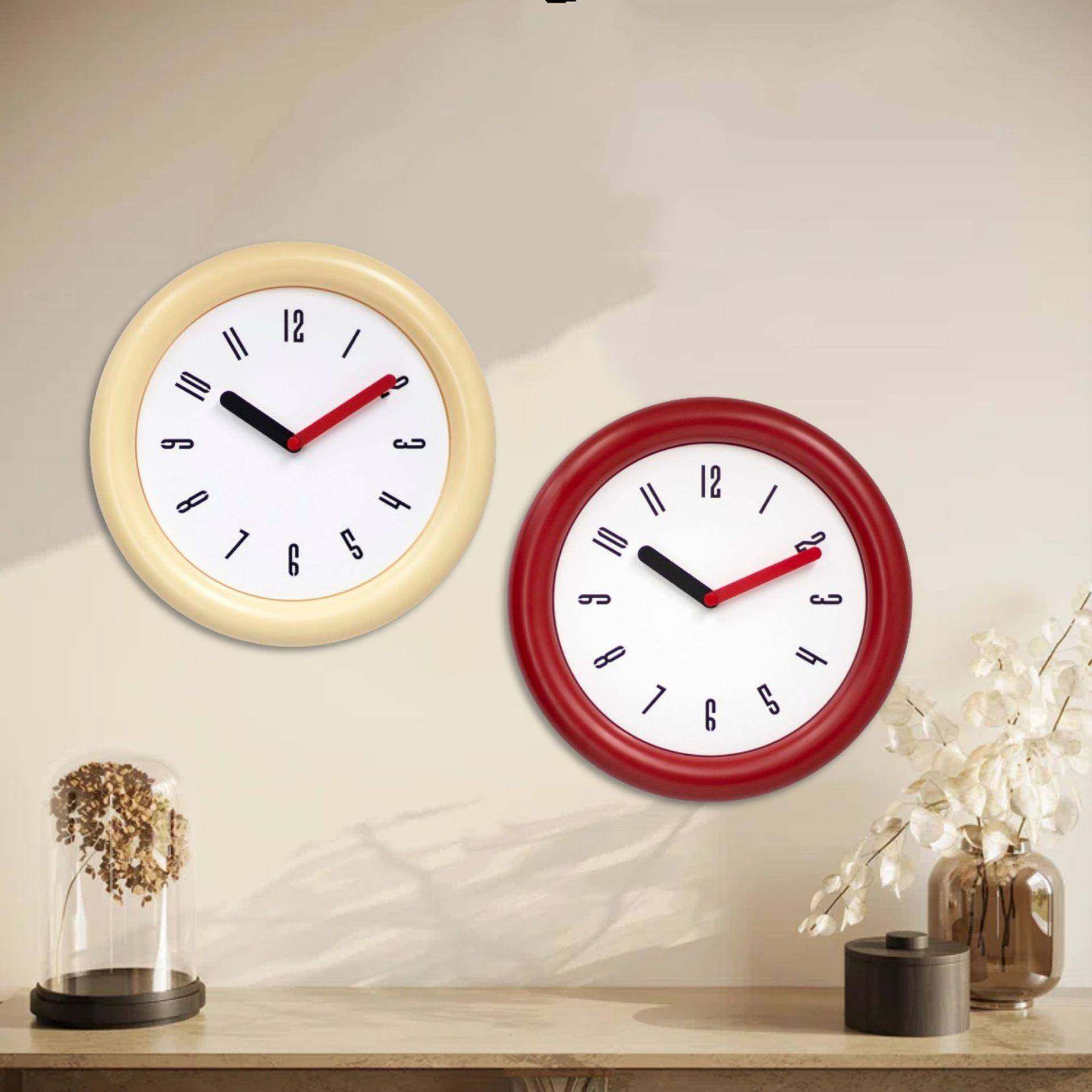 免打孔24新款网红客厅现代简约法式奶油风高级感时钟墙饰