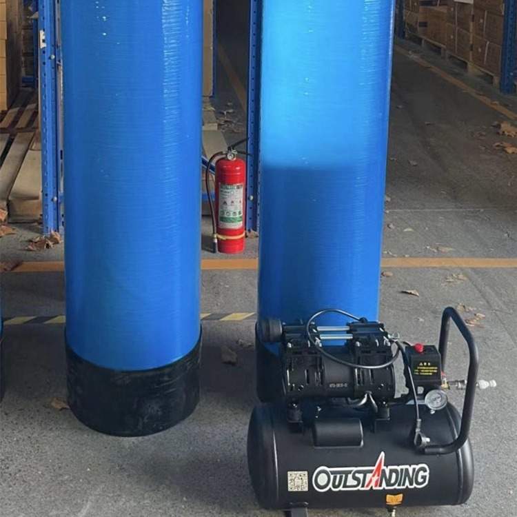 河南除铁过滤器玻璃钢水处理罐石英砂锰砂机械过滤罐液体过滤设备