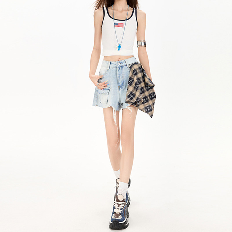 浅色辣妹韩版高腰牛仔短裤女