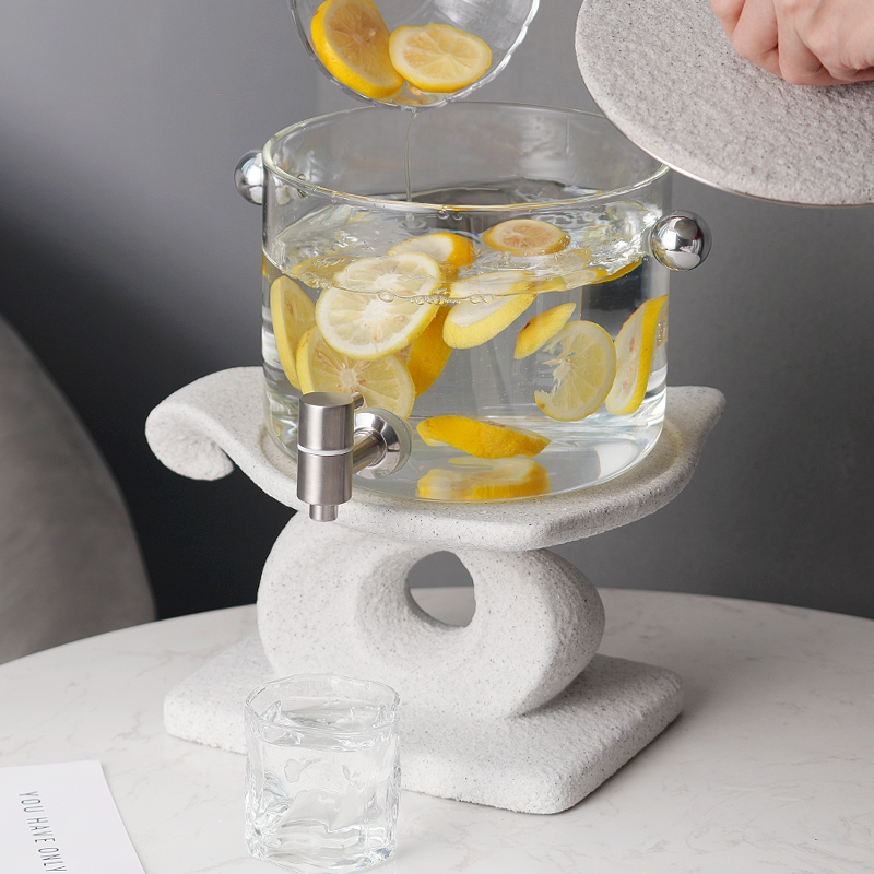 大容量加厚防爆饮料桶耐高温