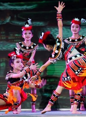 六一女童铃呦灵苗族彝族表演服儿童壮族侗族土家瑶族舞蹈演出服