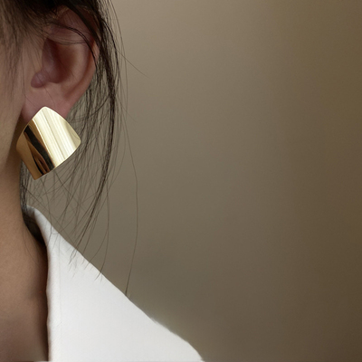 欧美风时尚夸大亮面几何耳钉