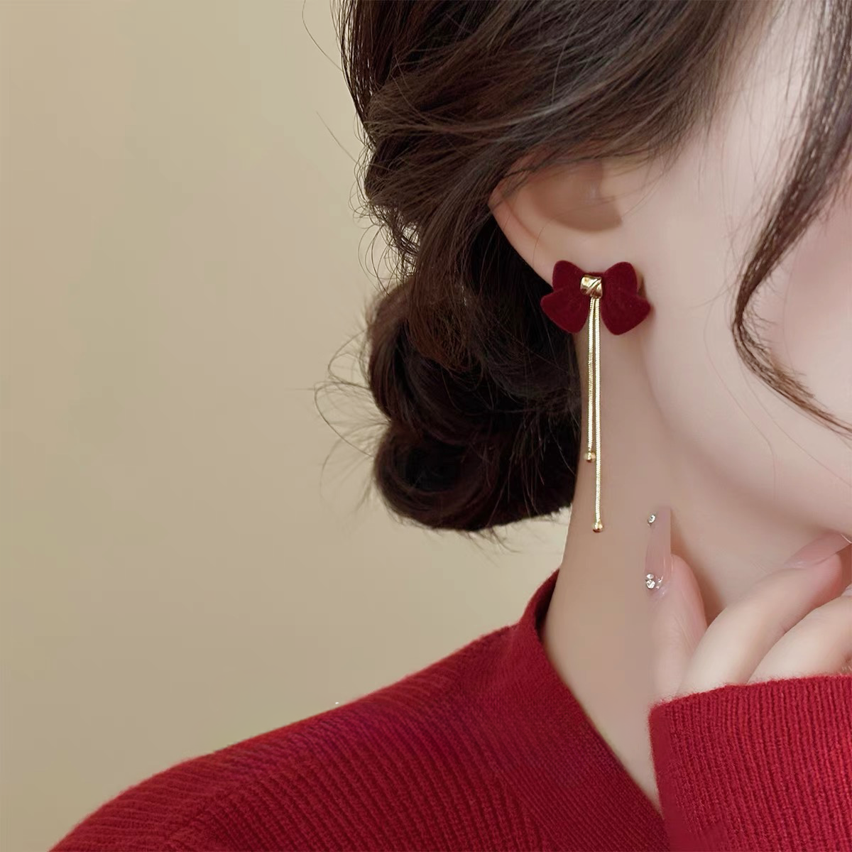 新娘订婚酒红色植绒蝴蝶结耳环
