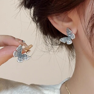 纯银耳钉蓝色碎冰闪钻蝴蝶耳环女2026新款爆款耳饰轻奢高级感气质