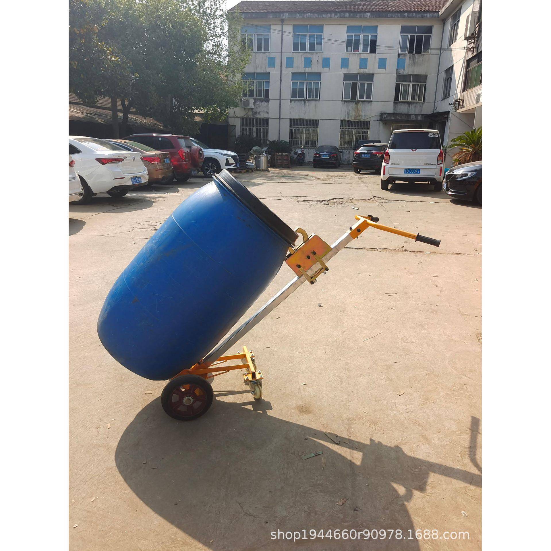 油桶搬运车铁桶塑料桶多功能手动油桶叉车咬嘴铁塑两用圆桶手推车