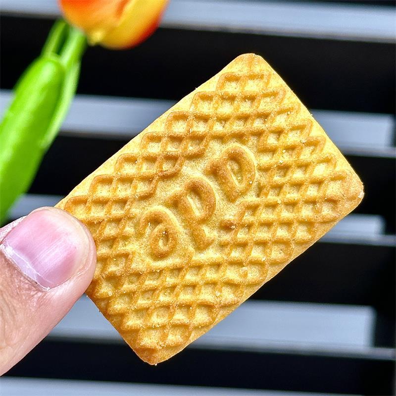 速发新日期牛奶饼干整箱老式特仑苏特浓独立小包装牛乳零食包装早