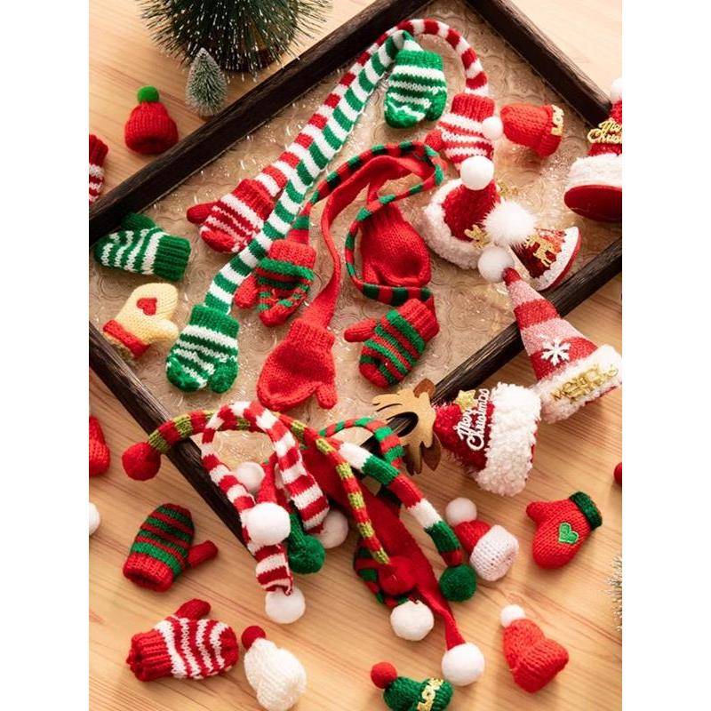 迷你2025圣诞节覆古手指套帽子围巾毛球装饰红绿小帽手套圣诞插件
