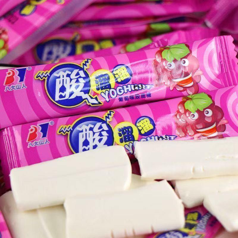 酸溜溜糖酸奶棒软糖草莓味童年怀旧软糖学生零食小吃批发