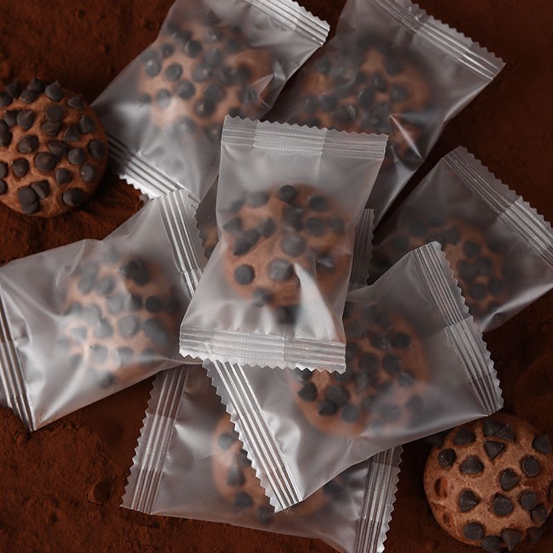 巧克力味豆解馋平替小零食散装曲奇饼干独立透明包装宿舍好吃的