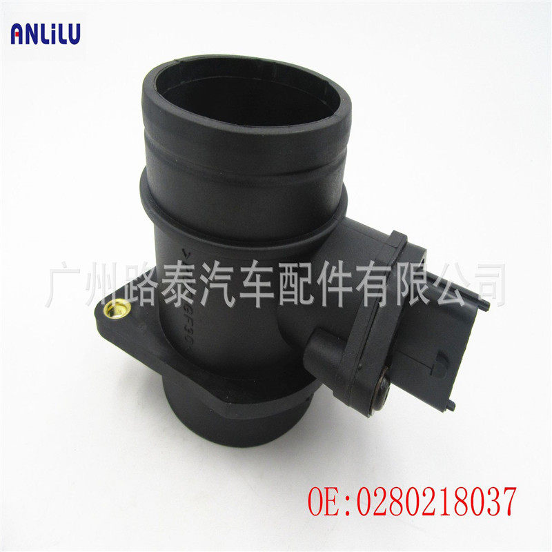 汽车空气流量计0280218037适用于拉达110/111/112