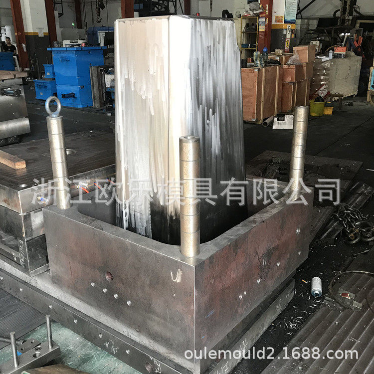 注塑加工240L户外垃圾桶模具垃圾分类配套模具加工生产厂家